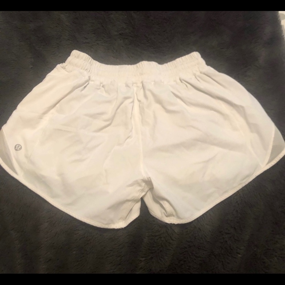 Lululemon hotty hot shorts!